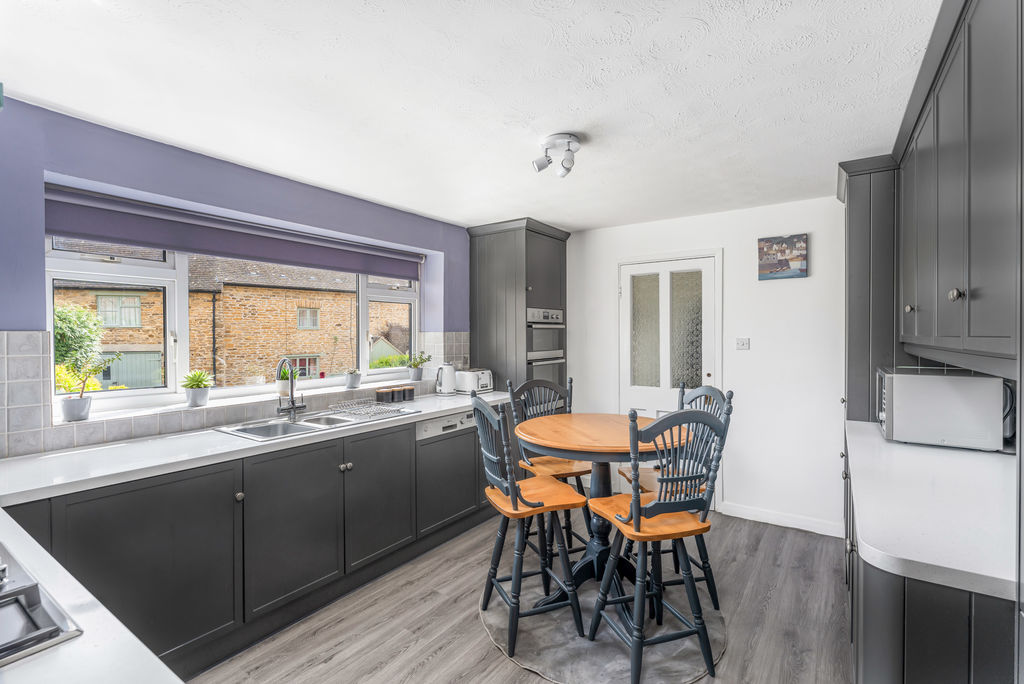 Astrop Road Kings Sutton